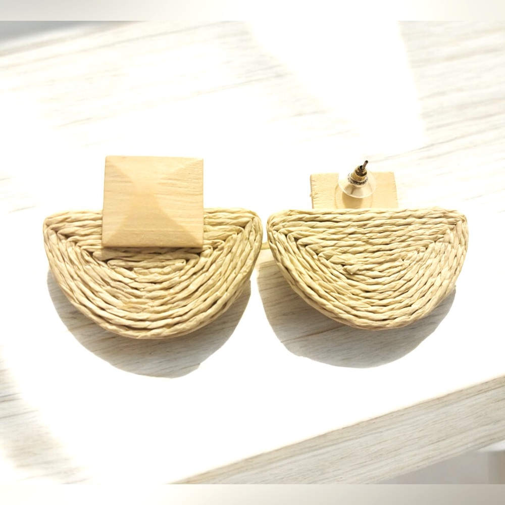 Sassy Jones Natural Woven Earrings - Picture 2 of 2